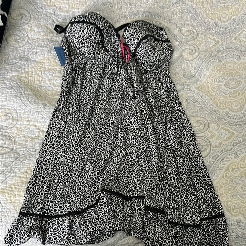 Simply Vera Vera Wang Strapless Mini Dress